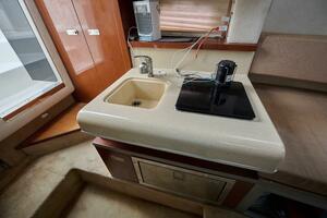Welcome to the Jungle 26ft Sea Ray Yacht For Sale