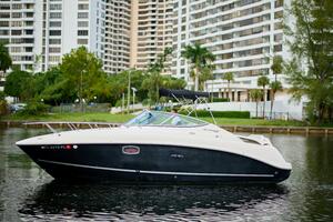 Welcome to the Jungle 26ft Sea Ray Yacht For Sale