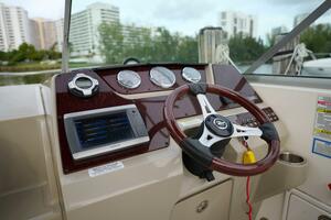 Welcome to the Jungle 26ft Sea Ray Yacht For Sale