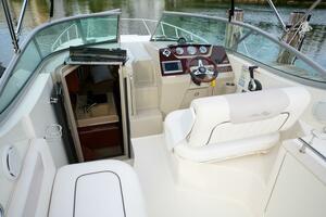 Welcome to the Jungle 26ft Sea Ray Yacht For Sale