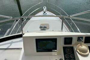 2004 Sabre 36 Flybridge thumbnail 10