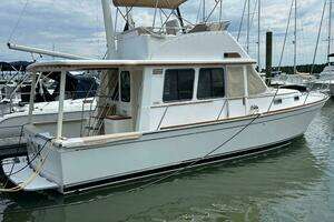 2004 Sabre 36 Flybridge thumbnail 1