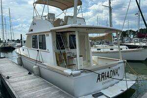 2004 Sabre 36 Flybridge thumbnail 4
