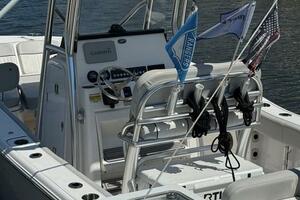 Photo 5712365 for 2024 Sea Fox 228 Commander  