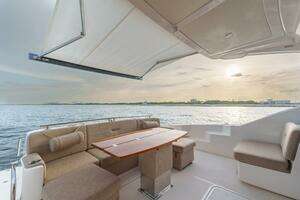 2017 Tiara Yachts C53 Coupe thumbnail 16