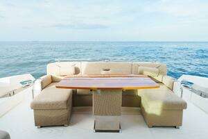 2017 Tiara Yachts C53 Coupe thumbnail 12