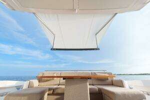 2017 Tiara Yachts C53 Coupe thumbnail 15