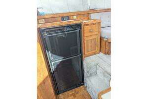 1988 Cape Dory 36 Flybridge Sedan Fast Trawler thumbnail 26