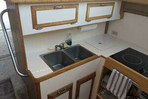 1988 Cape Dory 36 Flybridge Sedan Fast Trawler thumbnail 28