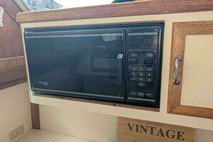 1988 Cape Dory 36 Flybridge Sedan Fast Trawler thumbnail 30