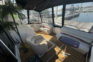 1998 Sea Ray 550 Sedan Bridge thumbnail 15