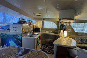 1998 Sea Ray 550 Sedan Bridge thumbnail 27