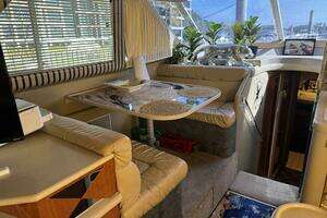 1998 Sea Ray 550 Sedan Bridge thumbnail 23