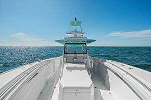 2017 Yellowfin 42 Offshore thumbnail 3