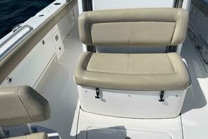 27ft Everglades Yacht For Sale
