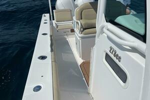 27ft Everglades Yacht For Sale