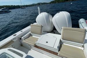 27ft Everglades Yacht For Sale