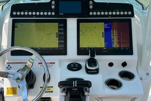 27ft Everglades Yacht For Sale