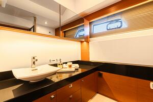 Luna Maris 55ft Prestige Yacht For Sale