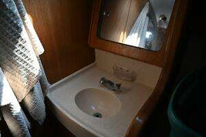 2002 Catalina thumbnail 40