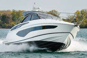 2022 Princess V50 thumbnail 2