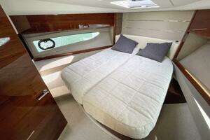 2022 Princess V50 thumbnail 20