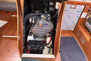 Magic Maddie 2 43ft Beneteau Yacht For Sale