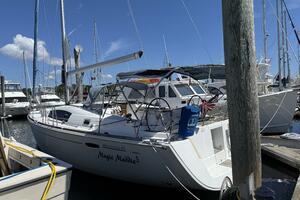 Magic Maddie 2 43ft Beneteau Yacht For Sale