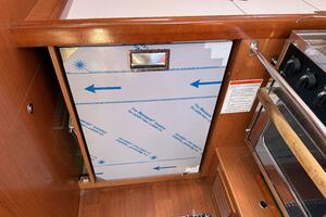 Magic Maddie 2 43ft Beneteau Yacht For Sale