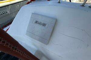 2010 Beneteau Oceanis 43 thumbnail 16