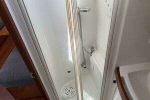 2010 Beneteau Oceanis 43 thumbnail 72
