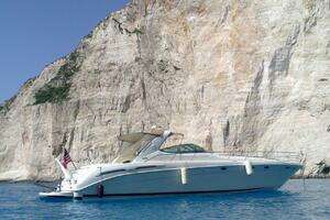  1998 Sea Ray  Yacht For Sale in  
