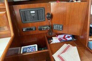 2003 Beneteau 361 thumbnail 14