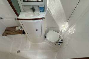 2003 Beneteau 361 thumbnail 13