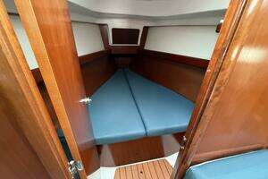 2003 Beneteau 361 thumbnail 19