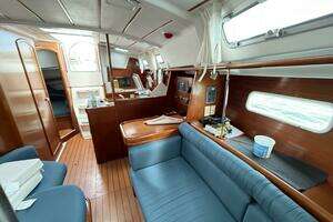 2003 Beneteau 361 thumbnail 17