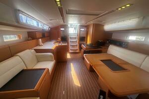 Starboard Lane 50ft Jeanneau Yacht For Sale