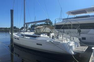 Starboard Lane 50ft Jeanneau Yacht For Sale