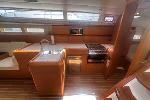 Starboard Lane 50ft Jeanneau Yacht For Sale