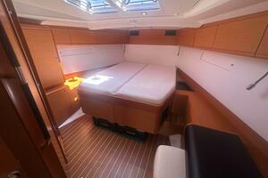Starboard Lane 50ft Jeanneau Yacht For Sale