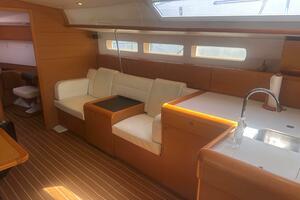 Starboard Lane 50ft Jeanneau Yacht For Sale