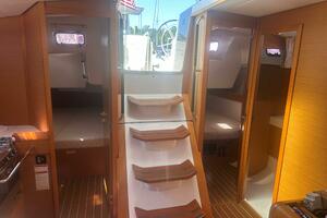 Starboard Lane 50ft Jeanneau Yacht For Sale