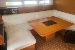 Starboard Lane 50ft Jeanneau Yacht For Sale