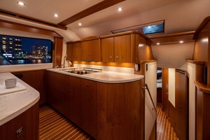 48FT (14.63M) TIARA YACHTS