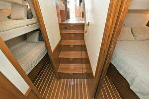 2015 Tiara Yachts 48 Convertible thumbnail 35