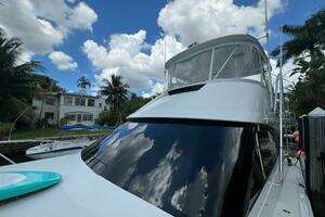 2015 Tiara Yachts 48 Convertible thumbnail 8