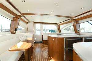 2015 Tiara Yachts 48 Convertible thumbnail 31