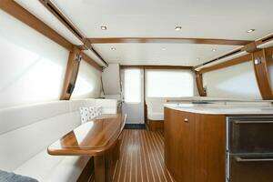 2015 Tiara Yachts 48 Convertible thumbnail 29