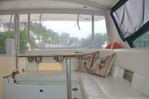 2001 Tiara Yachts 4100 Open thumbnail 14