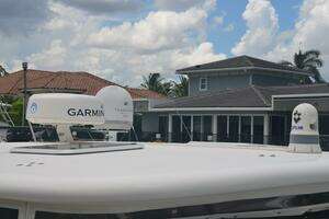 2001 Tiara Yachts 4100 Open thumbnail 19